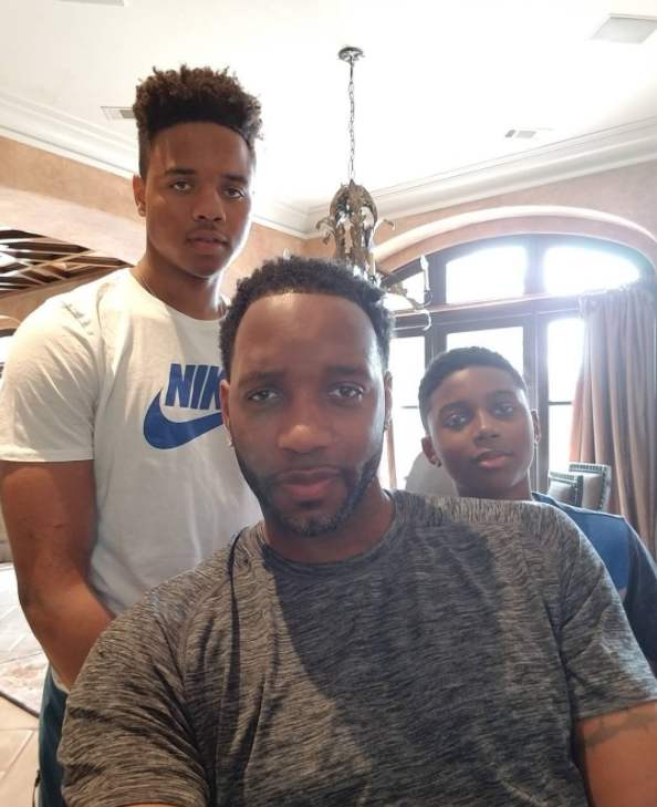 考虑两个生 考虑两个生