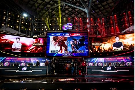 与沃尔夫在 与沃尔夫在