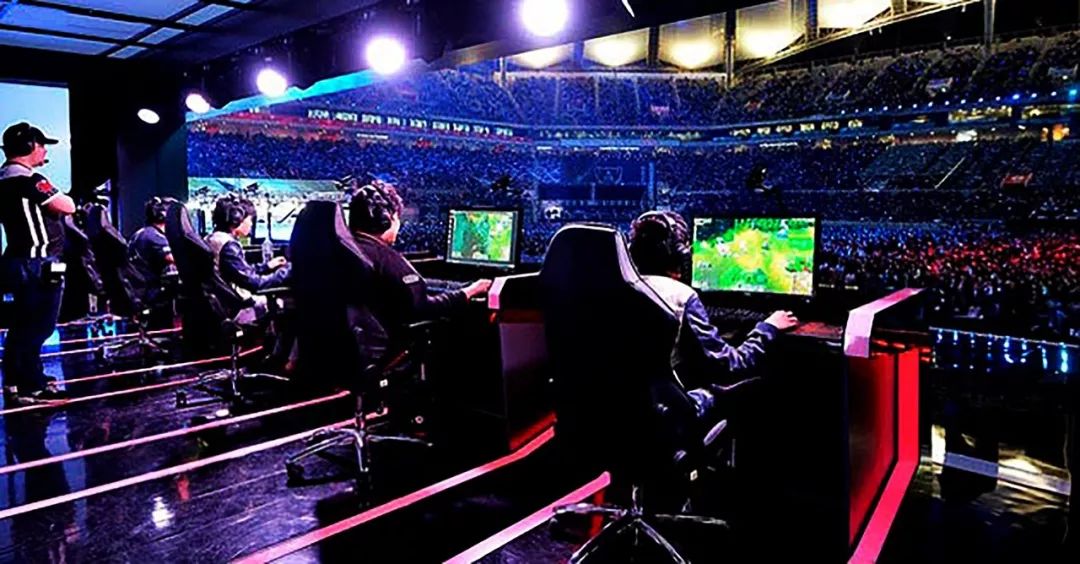 国际足坛的 国际足坛的