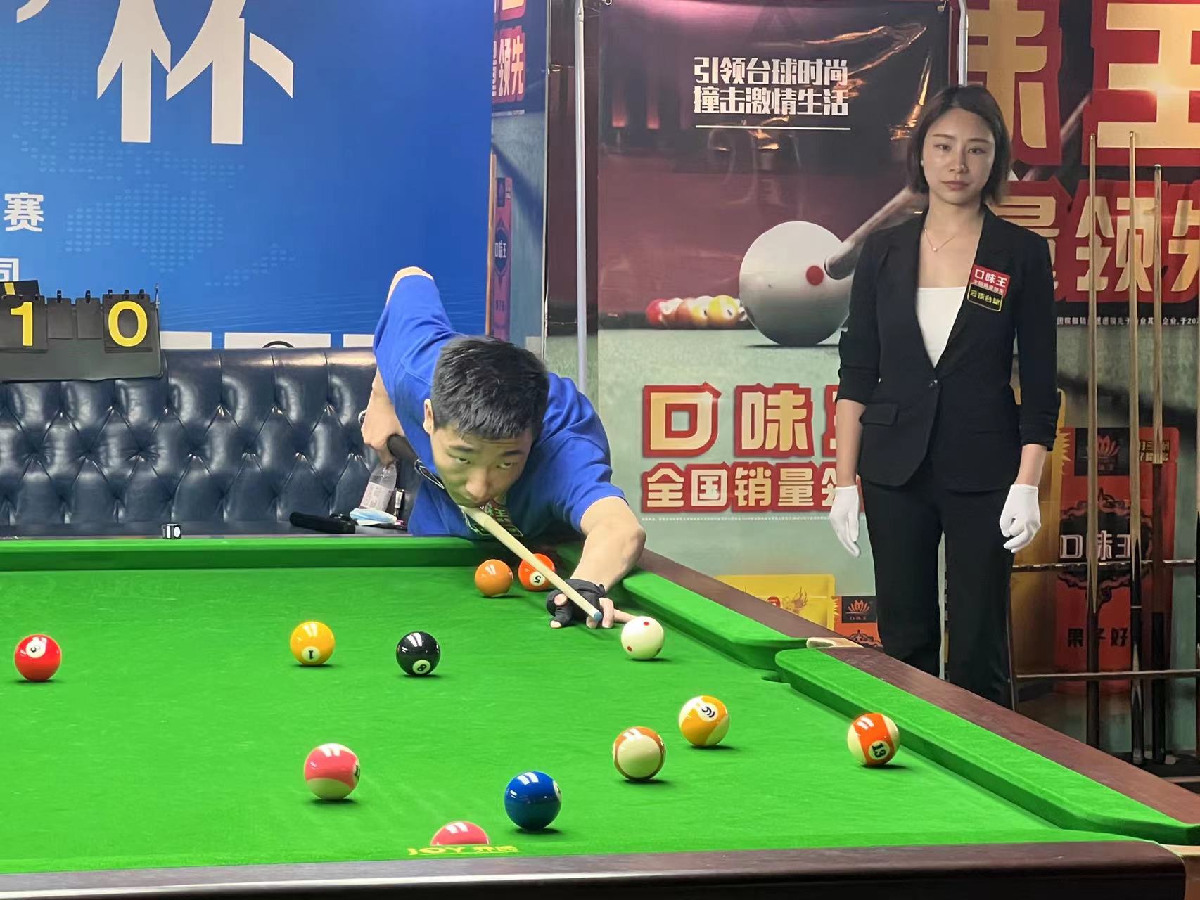 在比赛中更 在比赛中更