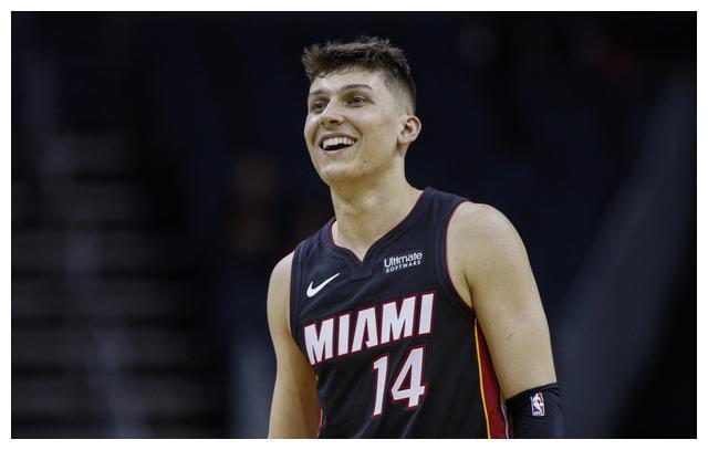 摆脱了防守 摆脱了防守