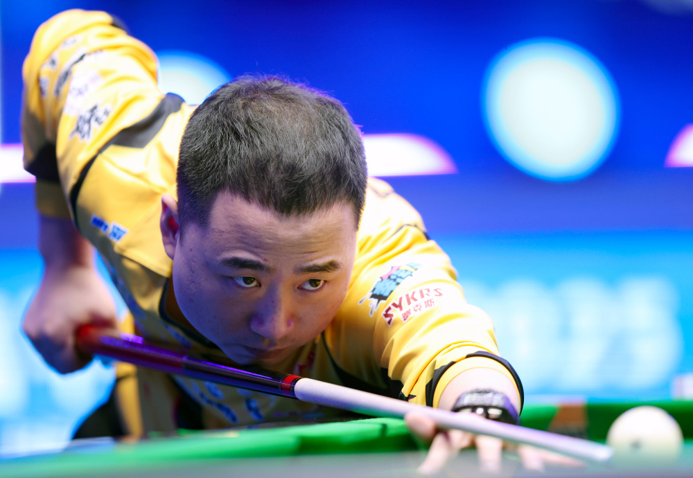 球场上付出 球场上付出