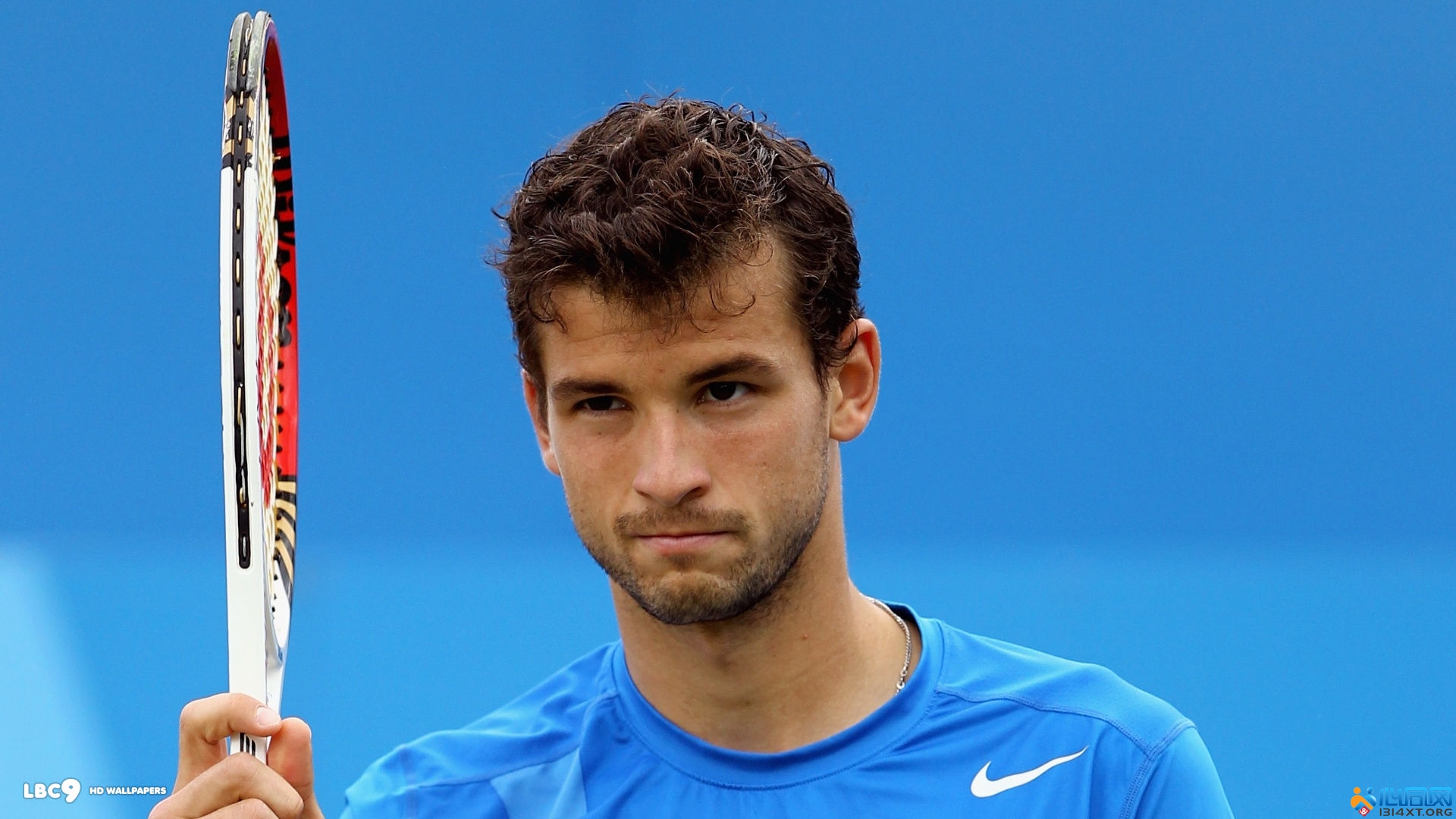 场激烈角逐 场激烈角逐