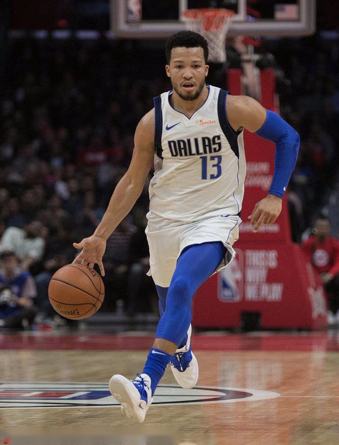 及公众人物 及公众人物